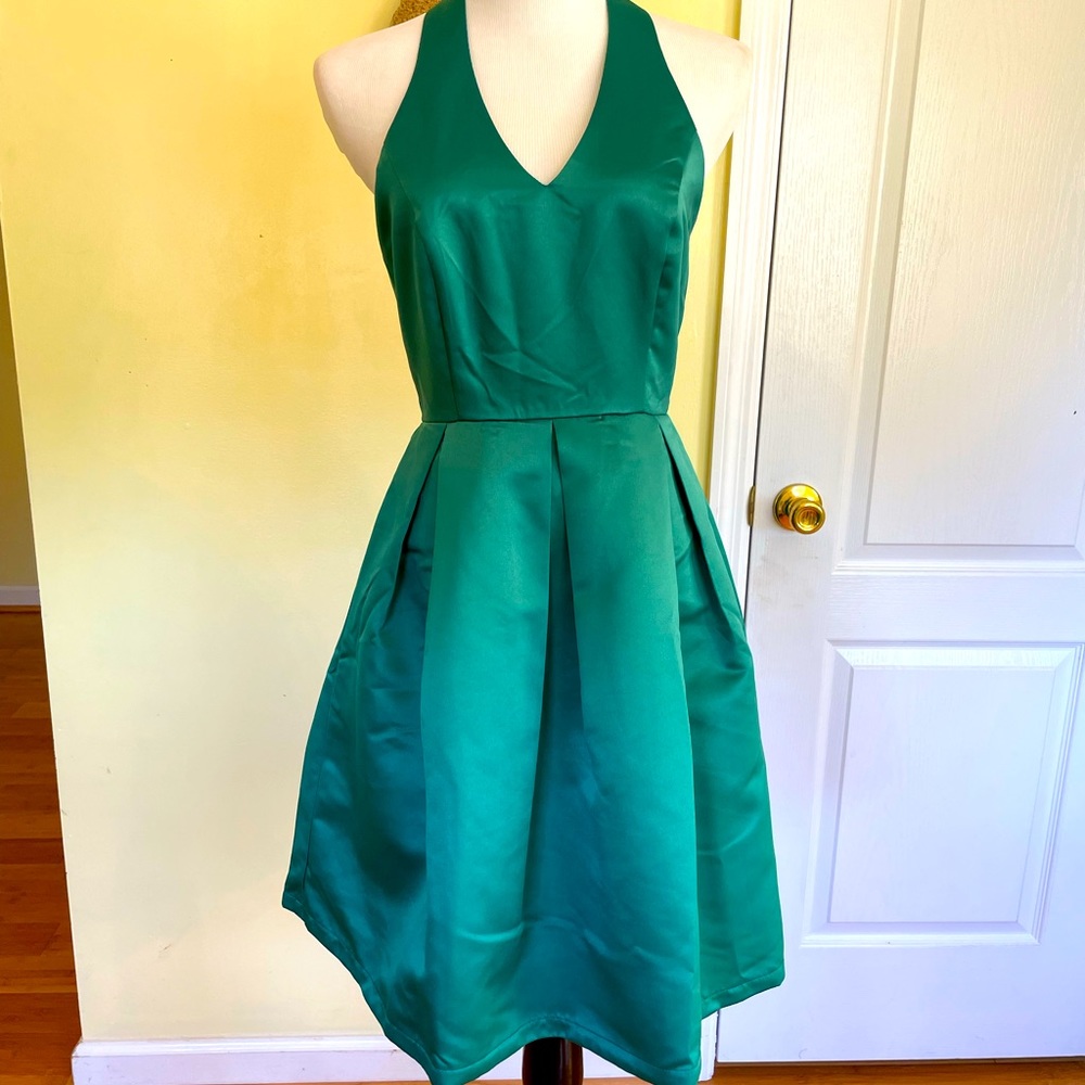 NWT ModCloth Emerald halter dress